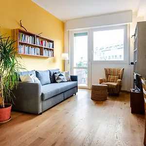 Arcus Pacis - Large Flat Apartment Milan