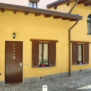 Piccola Corte Villa Oleggio